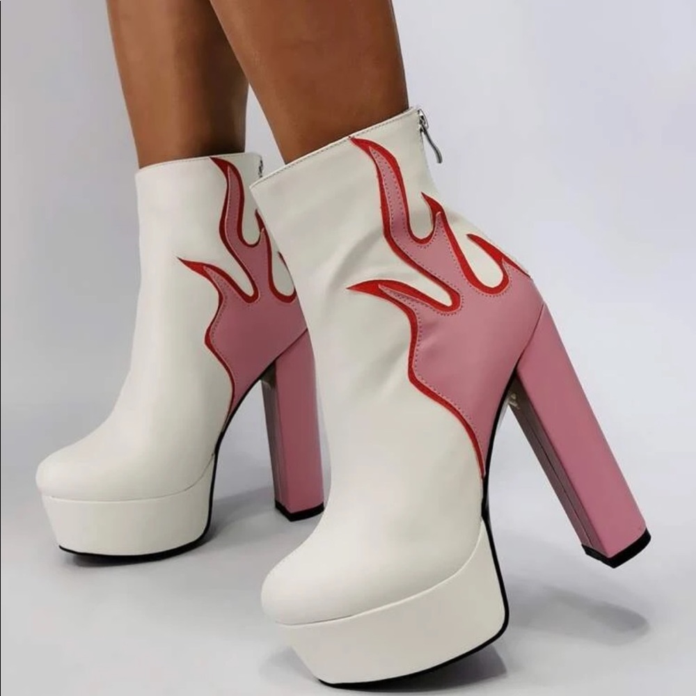 Flame Boots NWOT